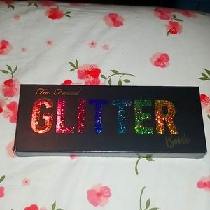 Too Faced Glitter Bomb Palette